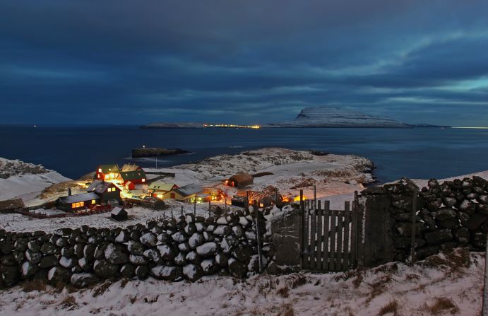 Despite its northern location, the Gulf Stream brings surprisingly mild weather to the Faroe Islands. The average temperate during winter hovers around 3 degrees Celsius and 13 degrees during summer.