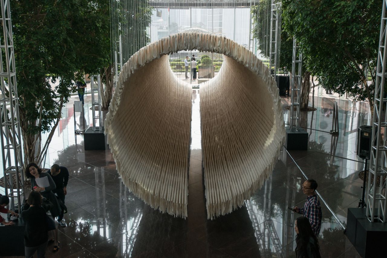 It's far from the only exhibition in town, with many galleries riding on the success of Art Basel. Artist Zhu Jinshi's "Boat" is 18-meters long, 7-meters high, composed over 12,000 sheets of rice paper, and on show at Hong Kong's Exchange Square.<br />