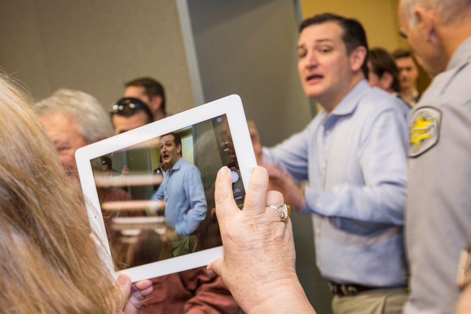 Cruz greets supporters at the South Carolina Tea Party Coalition convention on January 18, 2015, in Myrtle Beach, South Carolina. A variety of conservative presidential hopefuls spoke at the gathering on the second day of a three-day event. 