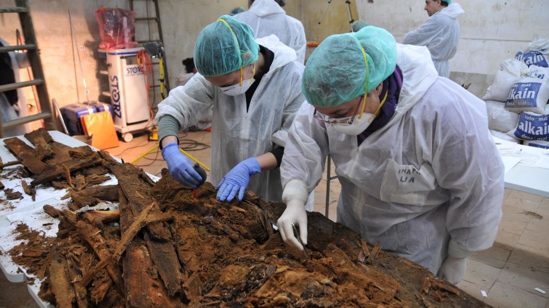 Archaeologists and anthropologists in Madrid study remains that were dug up in January. Researchers say they're certain <a href="http://www.cnn.com/2015/03/17/living/feat-cervantes-bones-found/index.html" target="_blank">bones found beneath </a>a centuries-old convent in the Spanish capital are those of "Don Quixote" author Miguel de Cervantes.