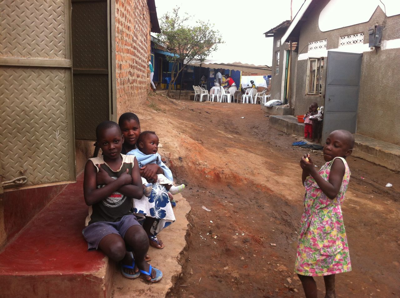 Children are estimated to contribute to between 12-20% of the 60,000 total TB cases notified each year in Uganda. SPARK-TB has provided private clinics with the skills and services to more readily spot and diagnose TB first in adults, and now children.
