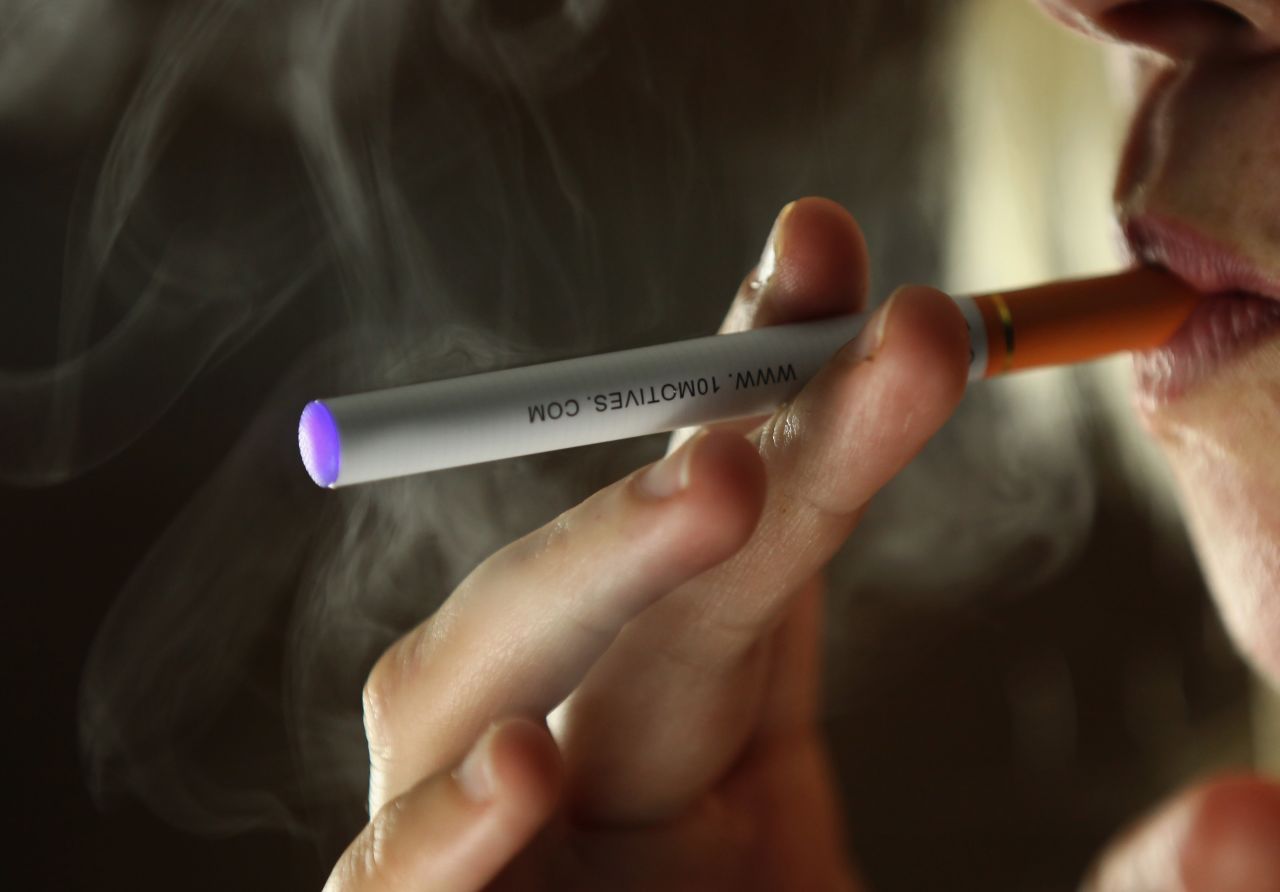 "Cigalike" e-cigarettes look like a traditional tobacco cigarette, with a light at the end that glows when the user draws on it. The battery-powered device heats "e-liquid," containing nicotine, which is released in aerosol form. 