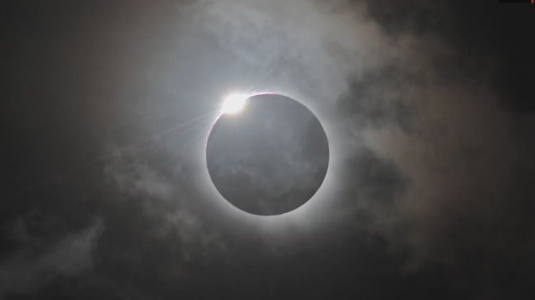 orig mclaughlin what is a solar eclipse _00005317.jpg