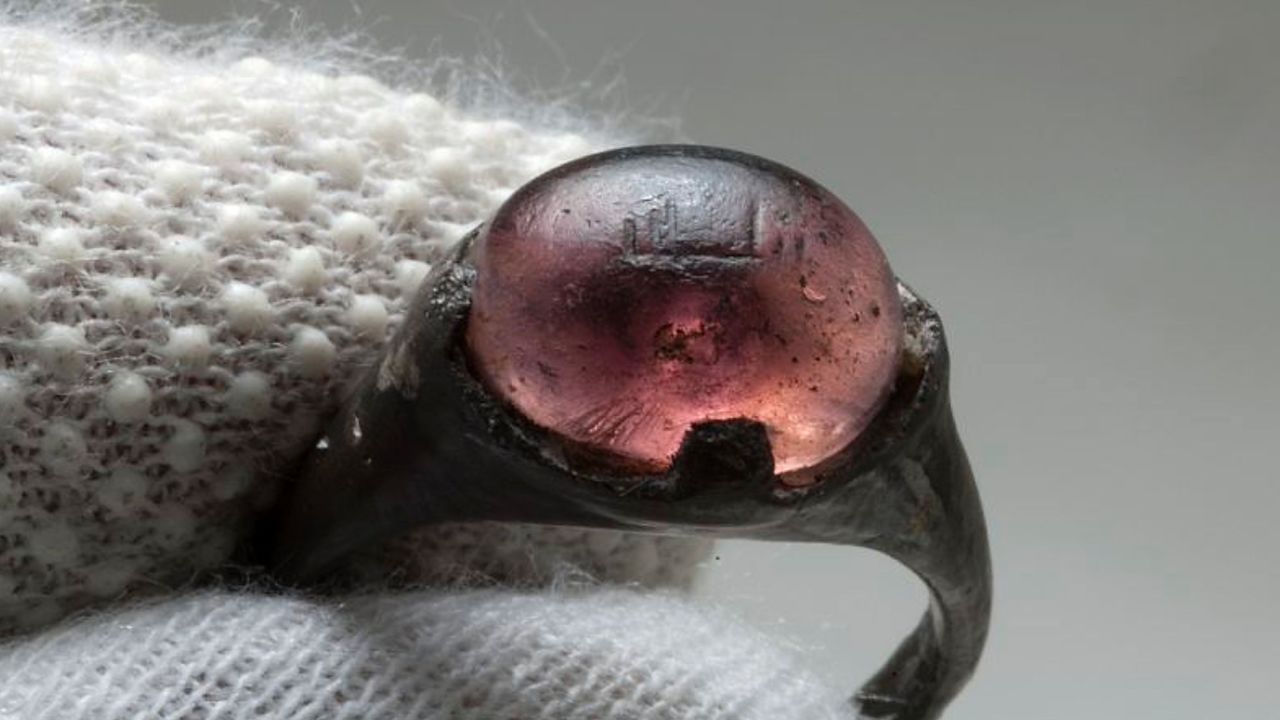 Arabic finger ring from the Viking Age town of Birka, Sweden. In the Swedish History Museum's collection.