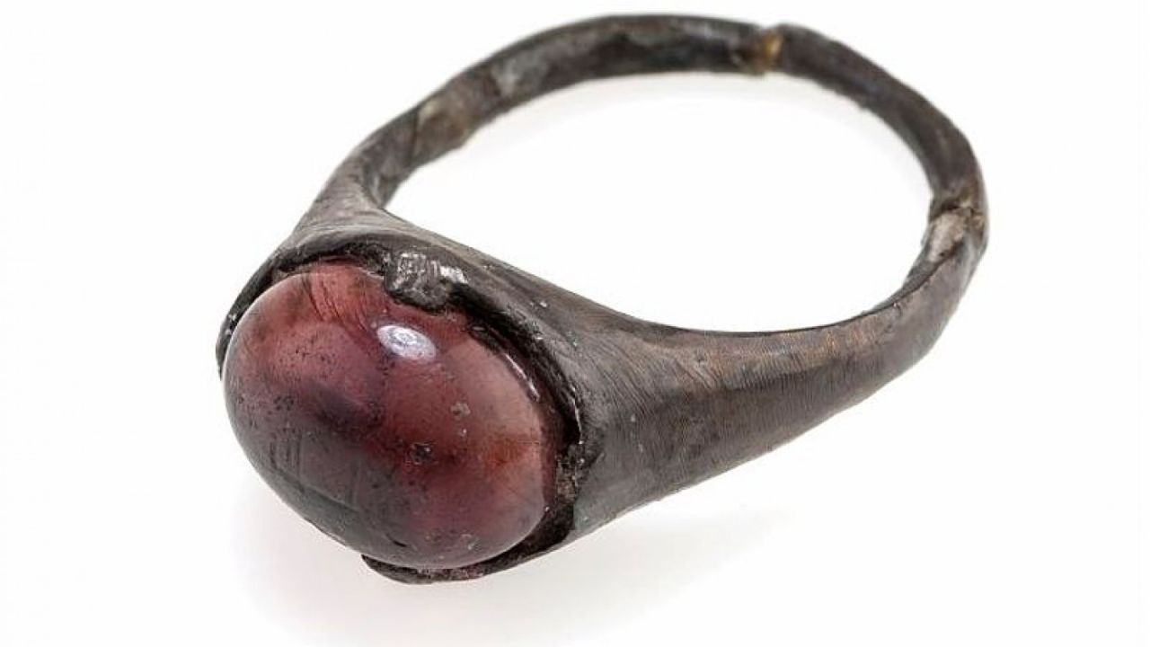 The researchers concluded the ring had "never much been used."