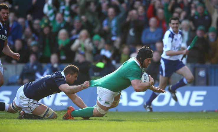 Sean O'brien increased Ireland's advantage later in the first half to close in on Wales points total.