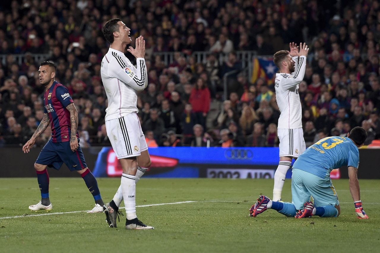 Cristiano Ronaldo hit the crossbar with an early effort for Real.