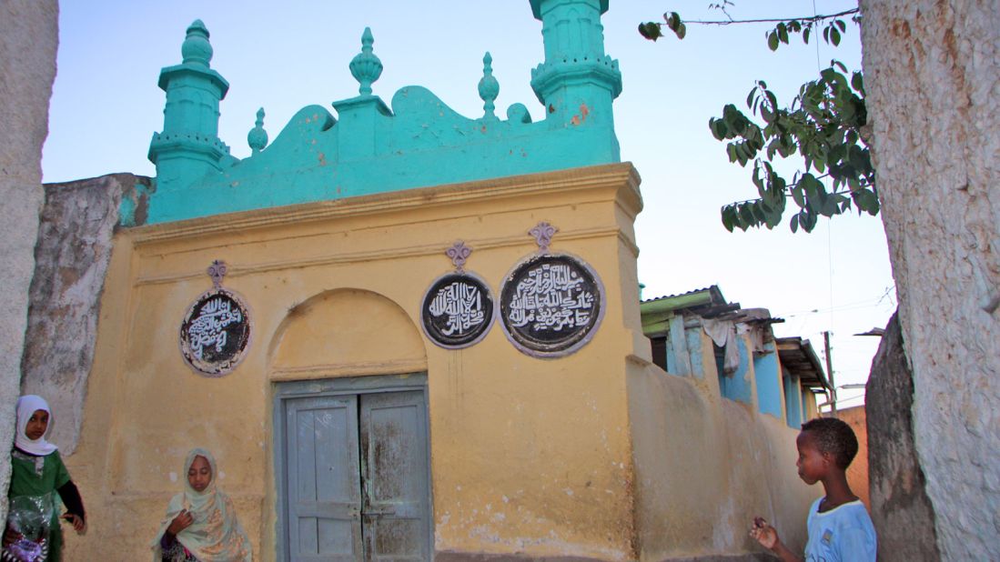 One of 82 tiny mosques in the old city, which also contains more than 100 tombs and shrines.