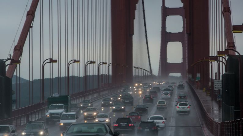 San Francisco residents require an average of 29.5 minutes to get to their jobs.