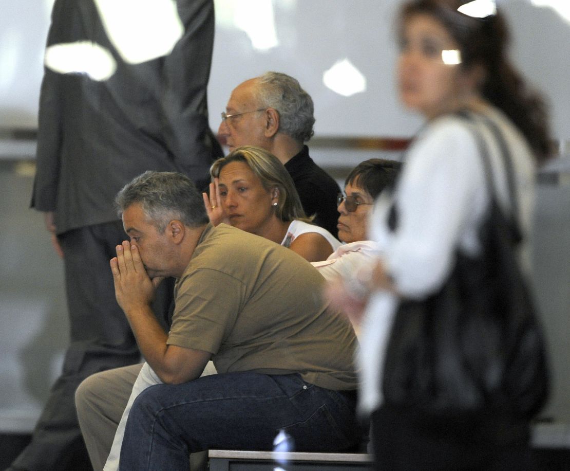 Relatives of victims arrive in Madrid after the Barajas airport crash on August 20, 2008.