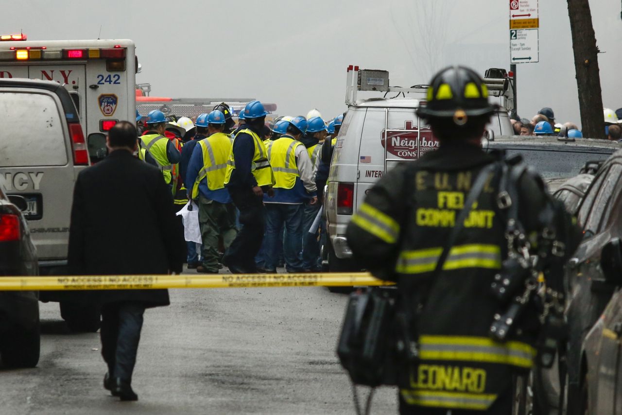 Explosion rocks New York City; building collapses CNN
