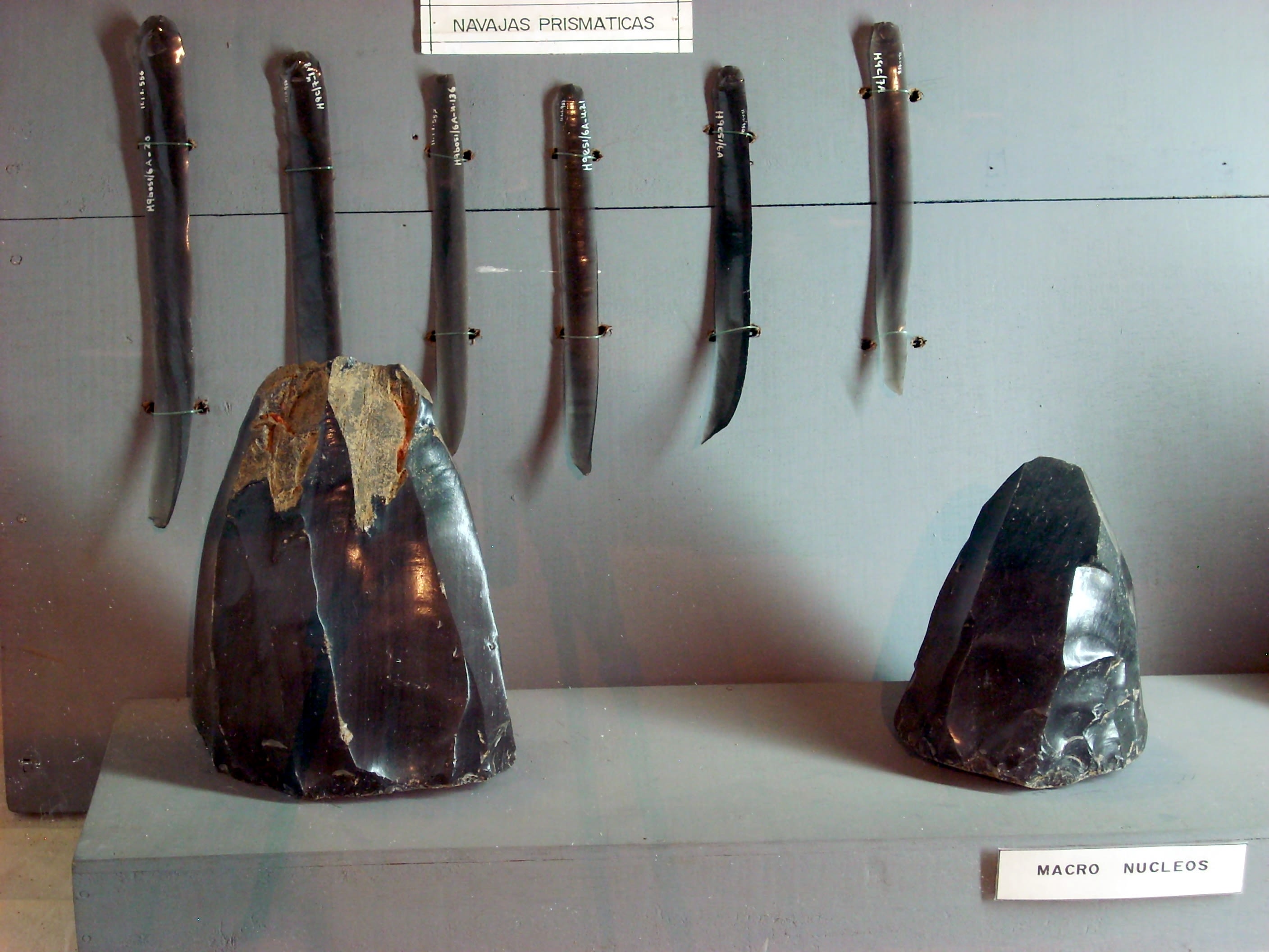 Are Obsidian Knives the Sharpest in the World?