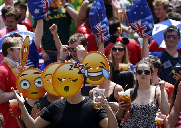 Emoji masked-spectators... 