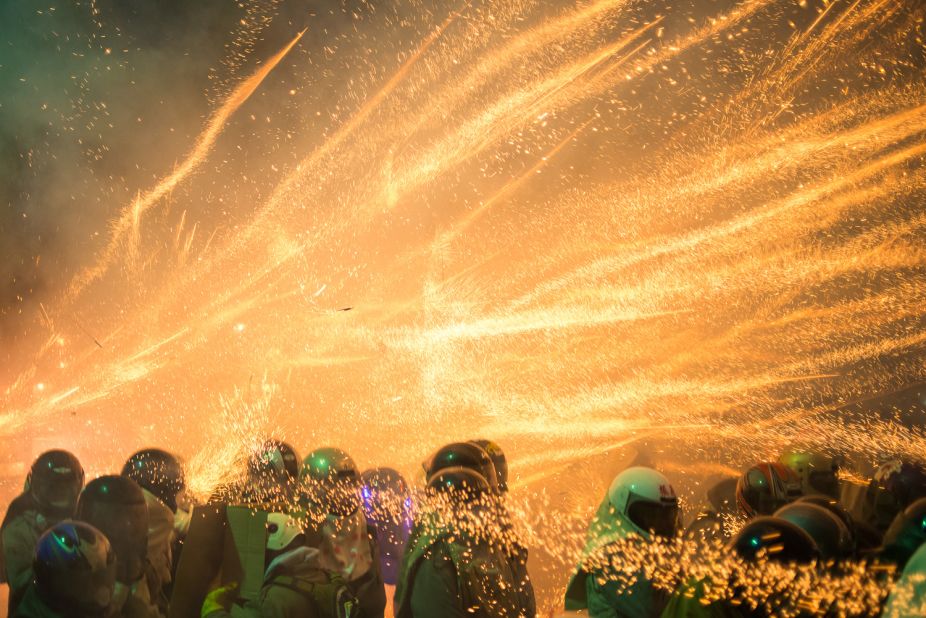 Think running with the bulls at Pamplona is dangerous? Wait til you see these images from Yanshui Beehive Fireworks Festival. The two-day festival kicks off on February 21. 