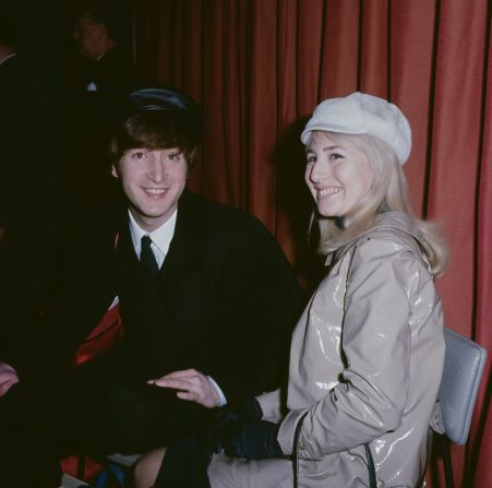 <a href="index.php?page=&url=http%3A%2F%2Fwww.cnn.com%2F2015%2F04%2F01%2Fentertainment%2Fcynthia-lennon-obit%2Findex.html">Cynthia Lennon</a>, the first wife of John Lennon, died April 1, according to a post on the website of her son, Julian. She was 75.