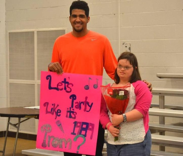 cute ways to ask someone out at school