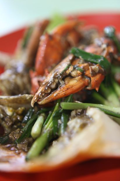 White pepper crab has a more distinct bite than black pepper versions.