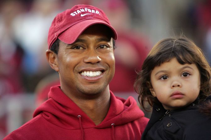 Tiger Woods has announced that his two children will caddy for him at the 2015 Masters Par 3 Contest at Augusta. 