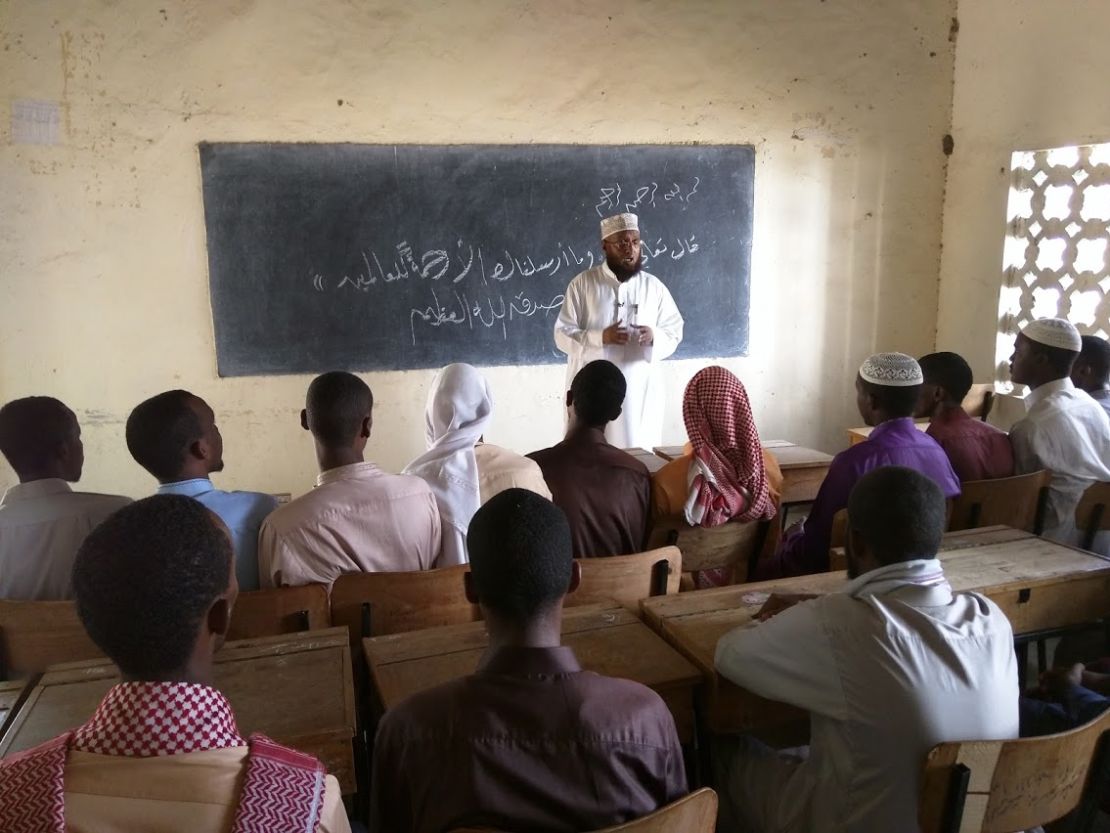 Sheikh Khalif Abdi Hussein teaches a class at the Madrassa, where Mohamed Mohamud once taught.