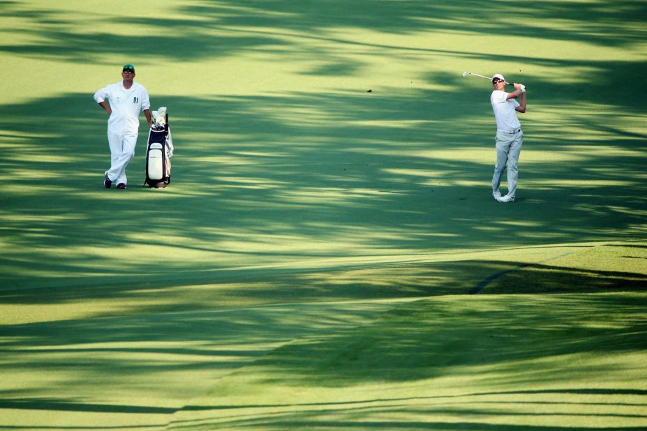 Watson's playing partner Rose, the 2013 U.S. Open champion, joined American Hoffman as the early clubhouse leader after shooting 67. 