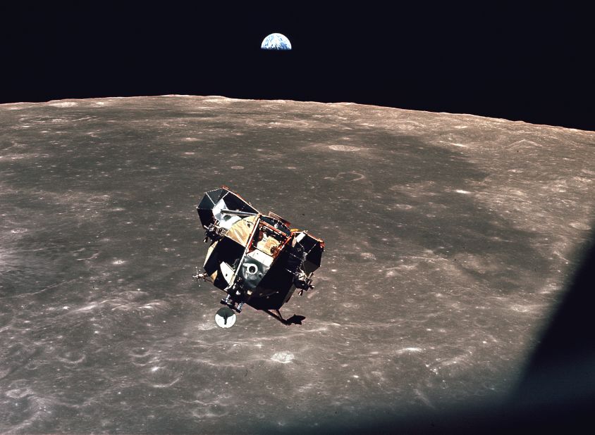 The Eagle lunar module of Apollo 11 ascends from the surface of Earth's moon in 1969. The <a href="http://www.space.com/27388-nasa-moon-mining-missions-water.html" target="_blank" target="_blank">presence of water on the moon</a> has been confirmed by scientists.  
