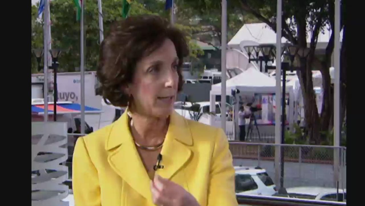 cnnee janiot intw roberta jacobson_00061607.jpg