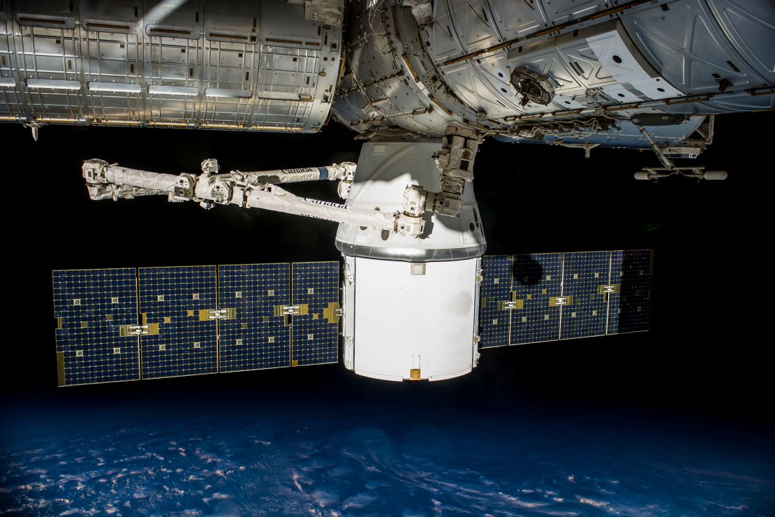 The SpaceX Dragon spacecraft carries supplies to the International Space Station.