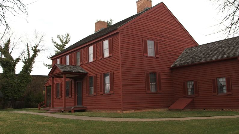 In 1965, the Maryland-National Capital Park and Planning Commission acquired the former Surratt Tavern. After restoration, the building in present-day Clinton, Maryland, opened as a museum in 1976. 