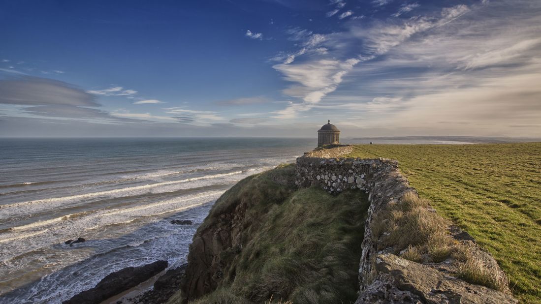 <strong>Mussenden Temple (Derry):</strong> Another "Game of Thrones" filming location, Mussenden Temple is an 18th-century folly -- originally built as a summer library -- perched dramatically on a northwestern clifftop overlooking the Atlantic Ocean. 