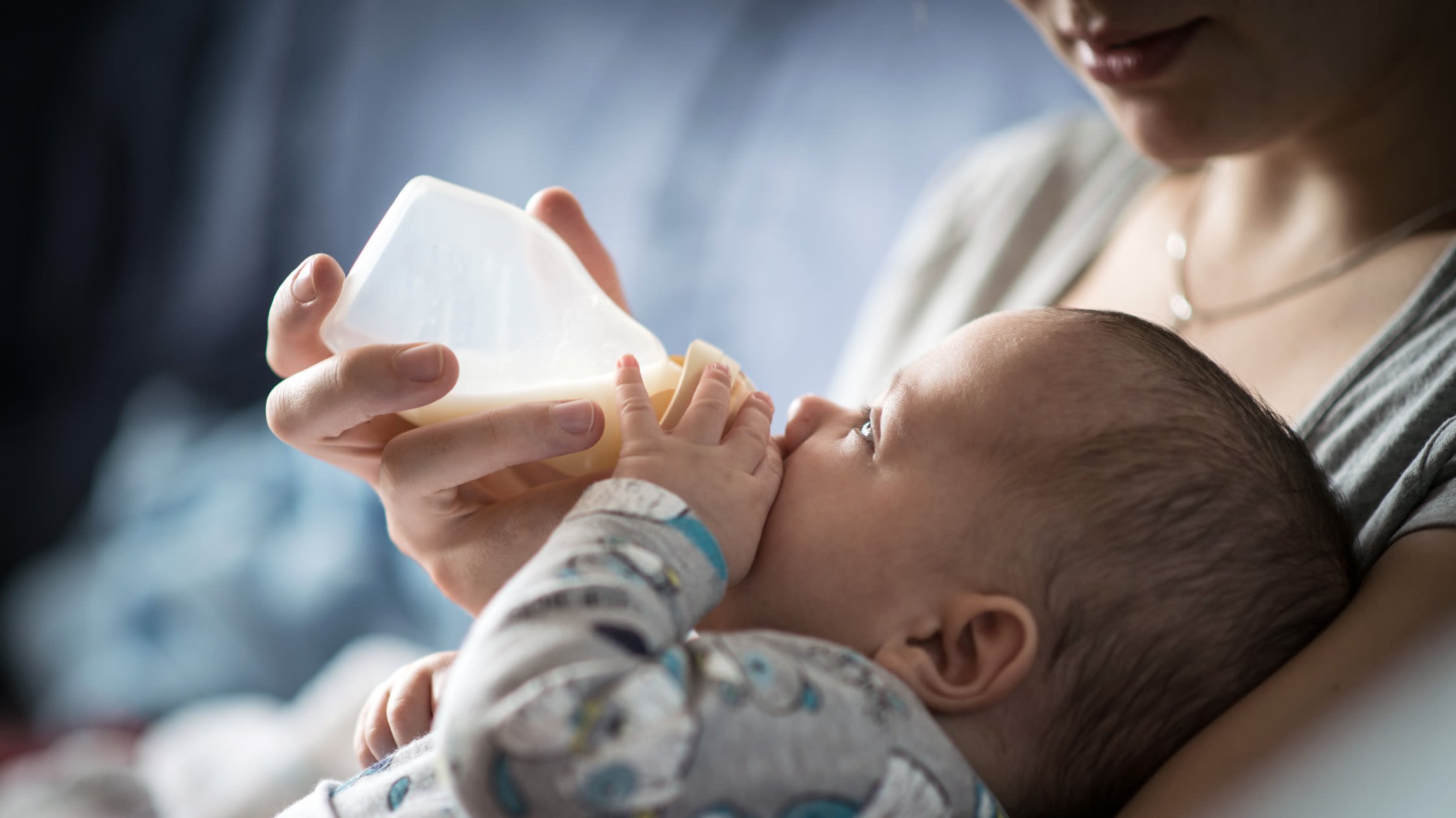 Buying human breast milk online poses serious health risk, say experts, Breastfeeding