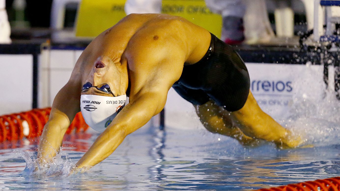 Brazilian swimmer Leonardo de Deus competes in the 200-meter backstroke at the Maria Lenk Trophy, a national tournament held in Rio de Janeiro, on Saturday, April 11. He won the event.
