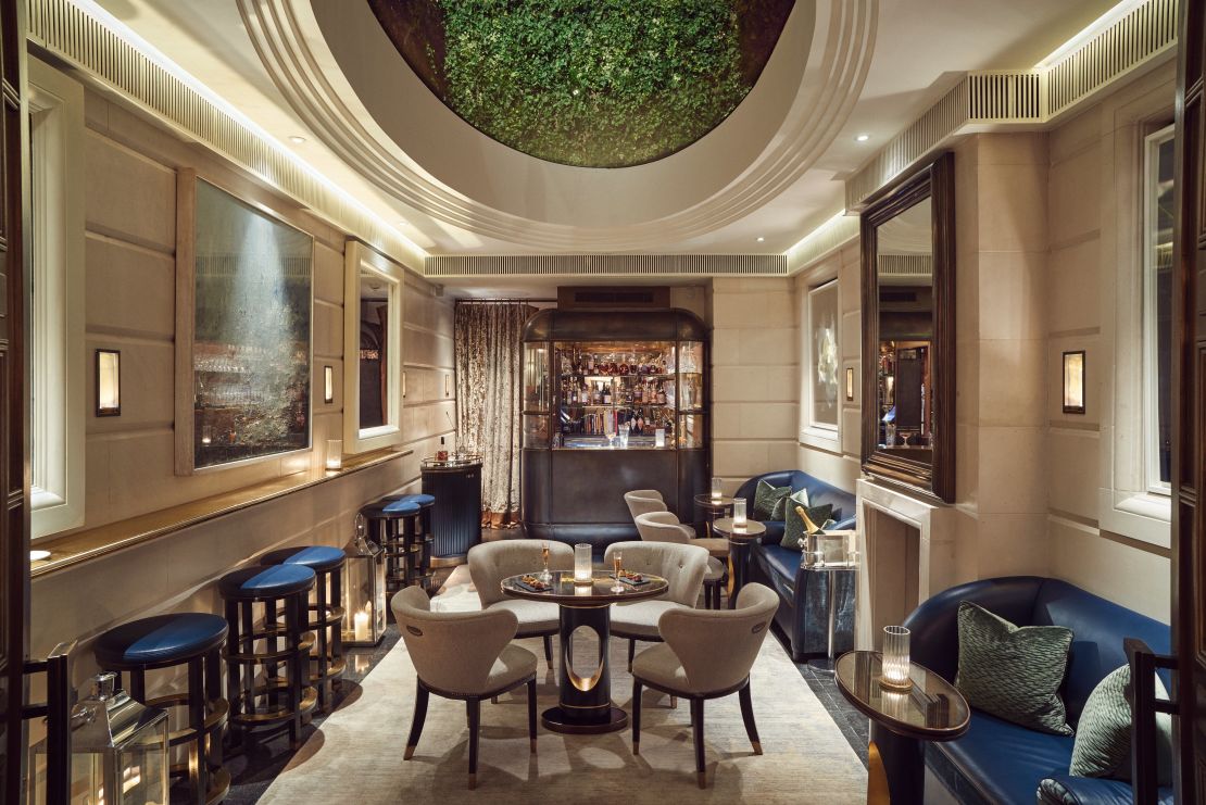 The Champagne Room: Proving classic and modern aren't mutually exclusive.
