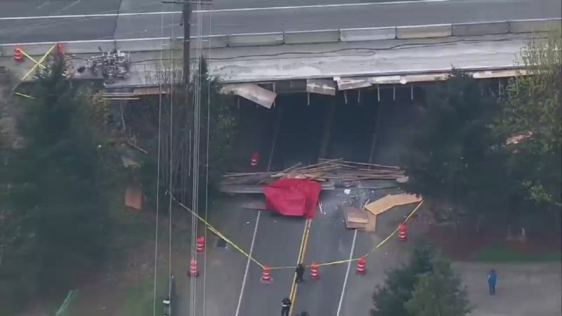 Concrete Falls Off Washington Bridge, Kills Family | CNN