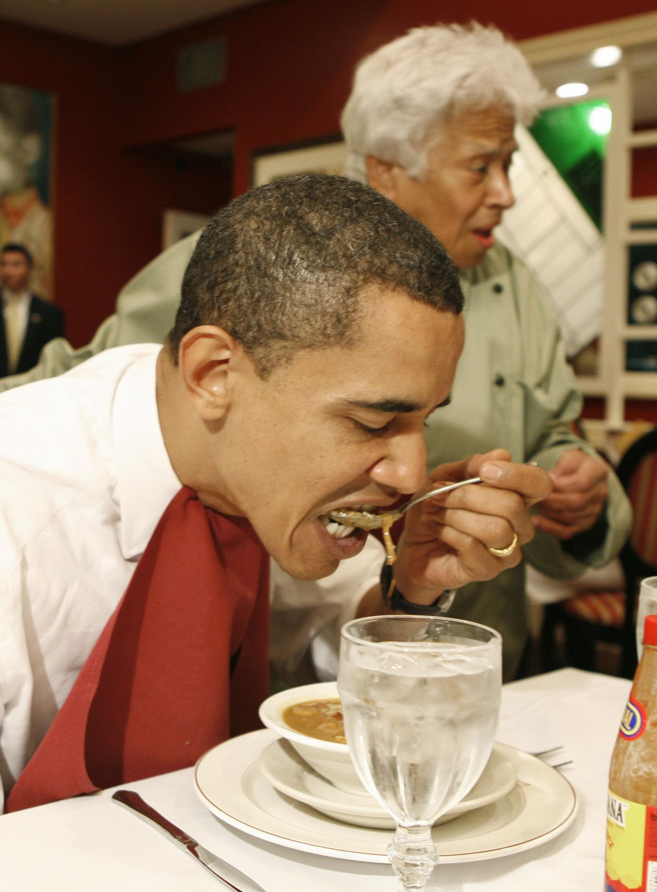 As far as we know, Obama didn't get into the tomato-no-tomato debate while enjoying the gumbo at Dooky Chase Restaurant in New Orleans.