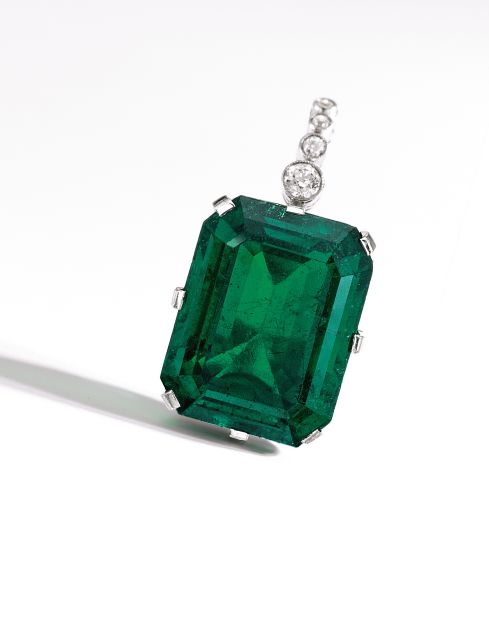 The 3.5-carat Flagler Emerald originally belonged to a wife of Henry Flagler, a 19th-century American industrialist. It fetched $2.8 million at Sotheby's auction on Tuesday.