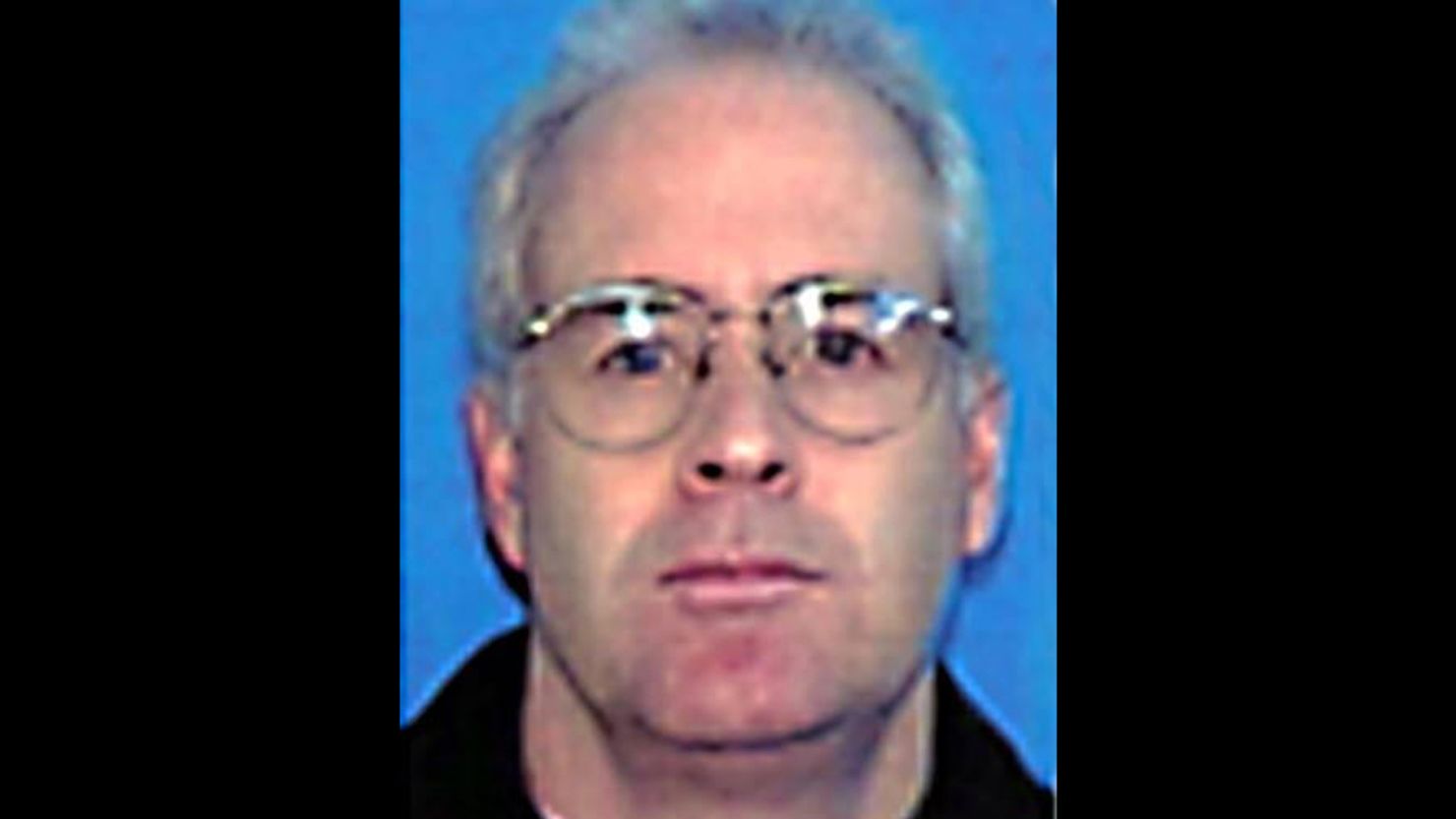 Scott Kelley, shown here in a wanted poster, was arrested on a charge of noncustodial kidnapping.