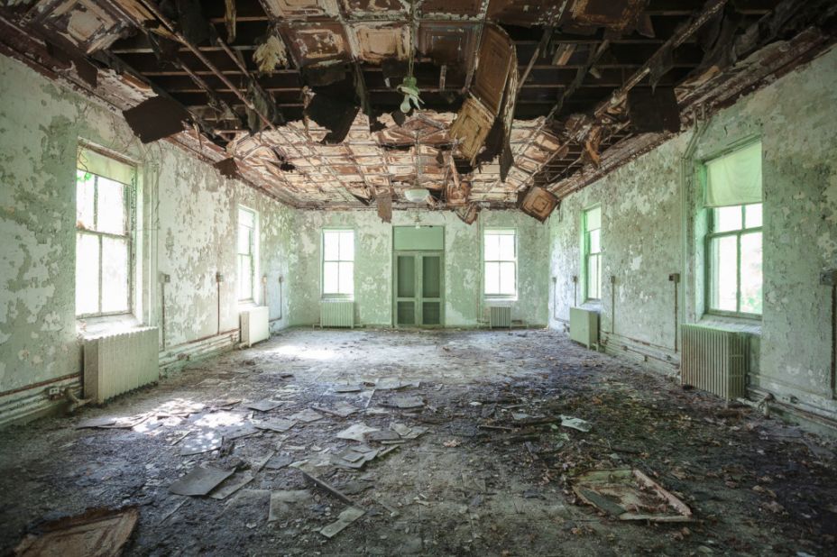 The Post Hospital at Fort Totten was abandoned long before the base was decomissioned in the 1970s.<br />