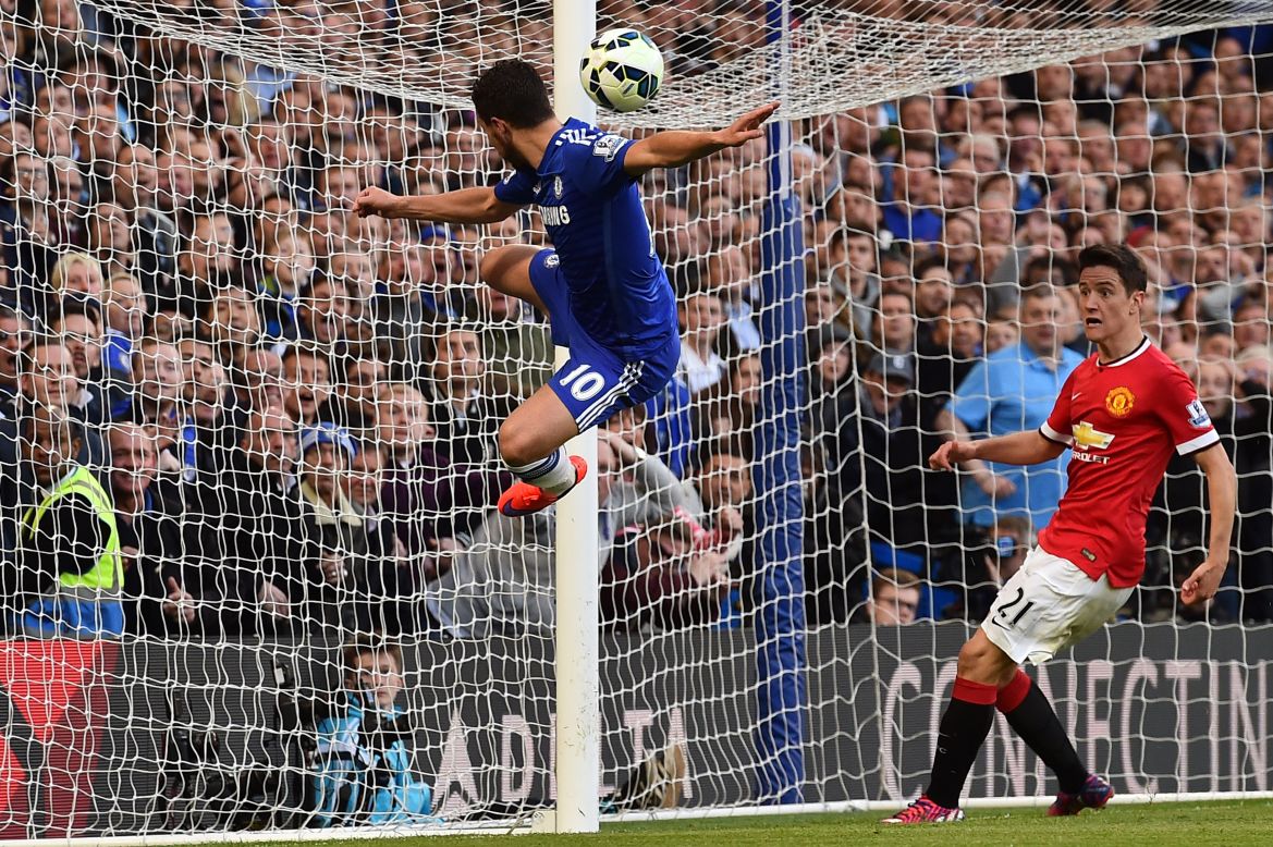 Chelsea and Manchester United faced off in the EPL Saturday.