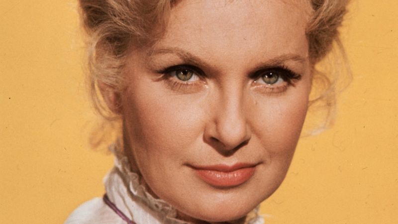 NextImg:Joanne Woodward Fast Facts | CNN