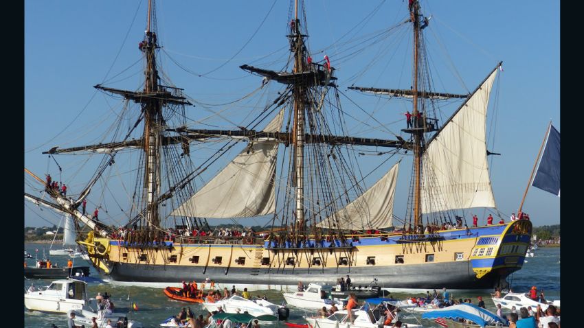 The Hermione is a replica of the historic ship of the same name that fought in the War of Independence.