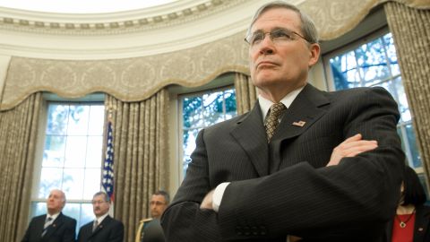 US National Security Adviser Stephen Hadley listens as US President George W. Bush meets with Paraguay's President Fernando Lugo in the Oval Office of the White House in Washington on October 27, 2008. 