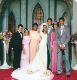 The cast of 'Good Times' from left to right: Ralph Carter, Janet Jackson, Esther Rolle, BernNadette Stanis, Ben Powers, Ja'net DuBois, and Jimmie Walker. 