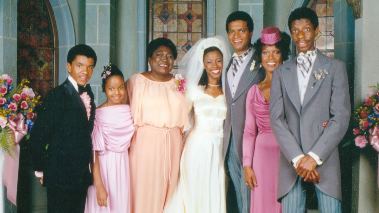 The cast of 'Good Times' from left to right: Ralph Carter, Janet Jackson, Esther Rolle, BernNadette Stanis, Ben Powers, Ja'net DuBois, and Jimmie Walker. 