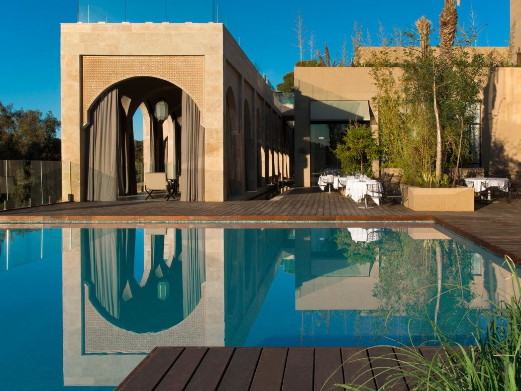 Described as Fez's "most impressive" boutique hotel, the Sahari is included in the Best Bargains category.
