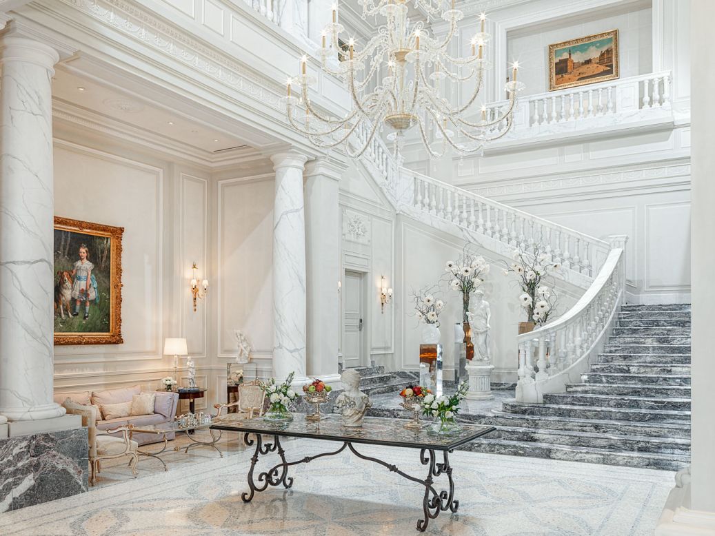 Pierre-Yves Rochon's "seductive" new hotel is listed a one of CN Traveler's Urbanist Standouts for offering a high level of luxury close to Milan's prime shopping streets.