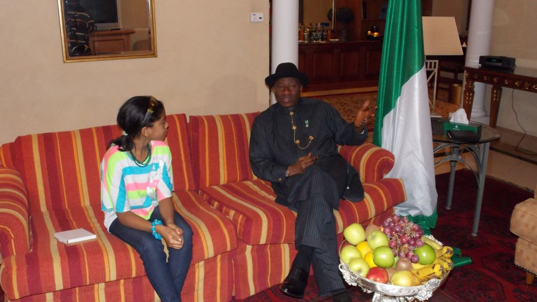 Oduwole sits with Nigeria's departing president Goodluck Jonathan. 