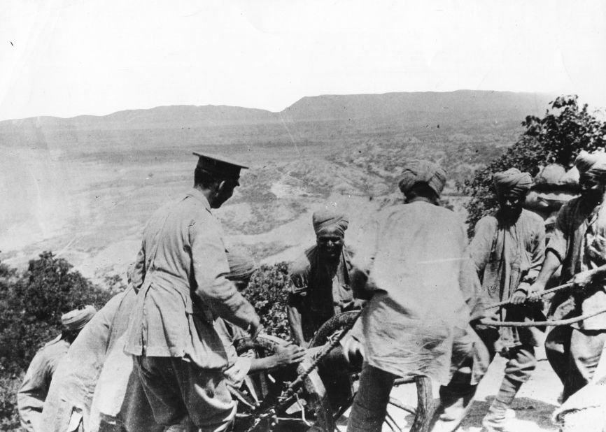Here, soldiers haul a mountain gun into position at Walker Ridge during the Gallipoli Campaign.