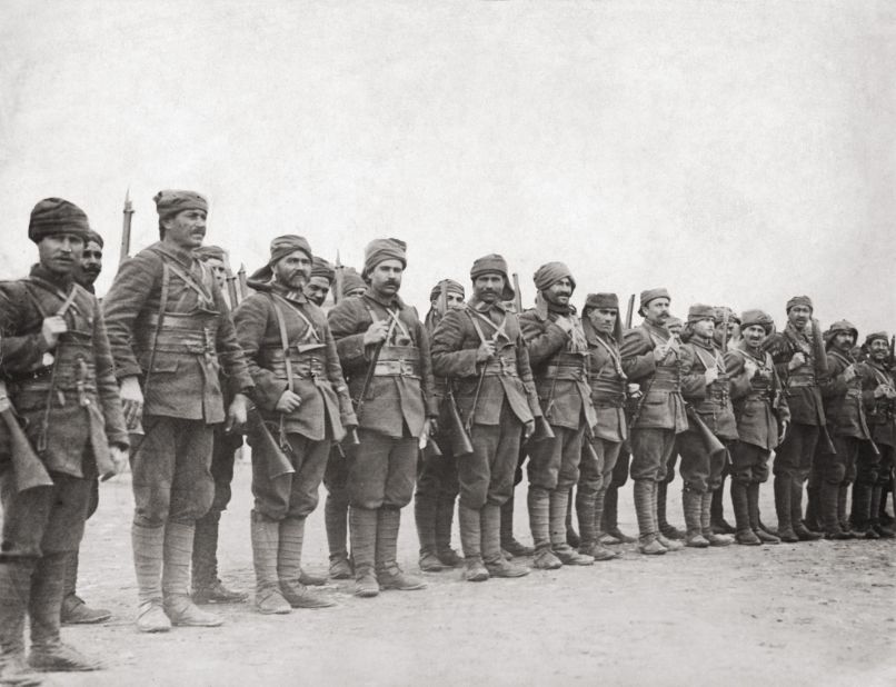 Turkish troops on parade at Gallipoli during World War I, circa 1915. They put up fierce resistance to the incoming forces, managing to hold them back, while sustaining heavy losses themselves.