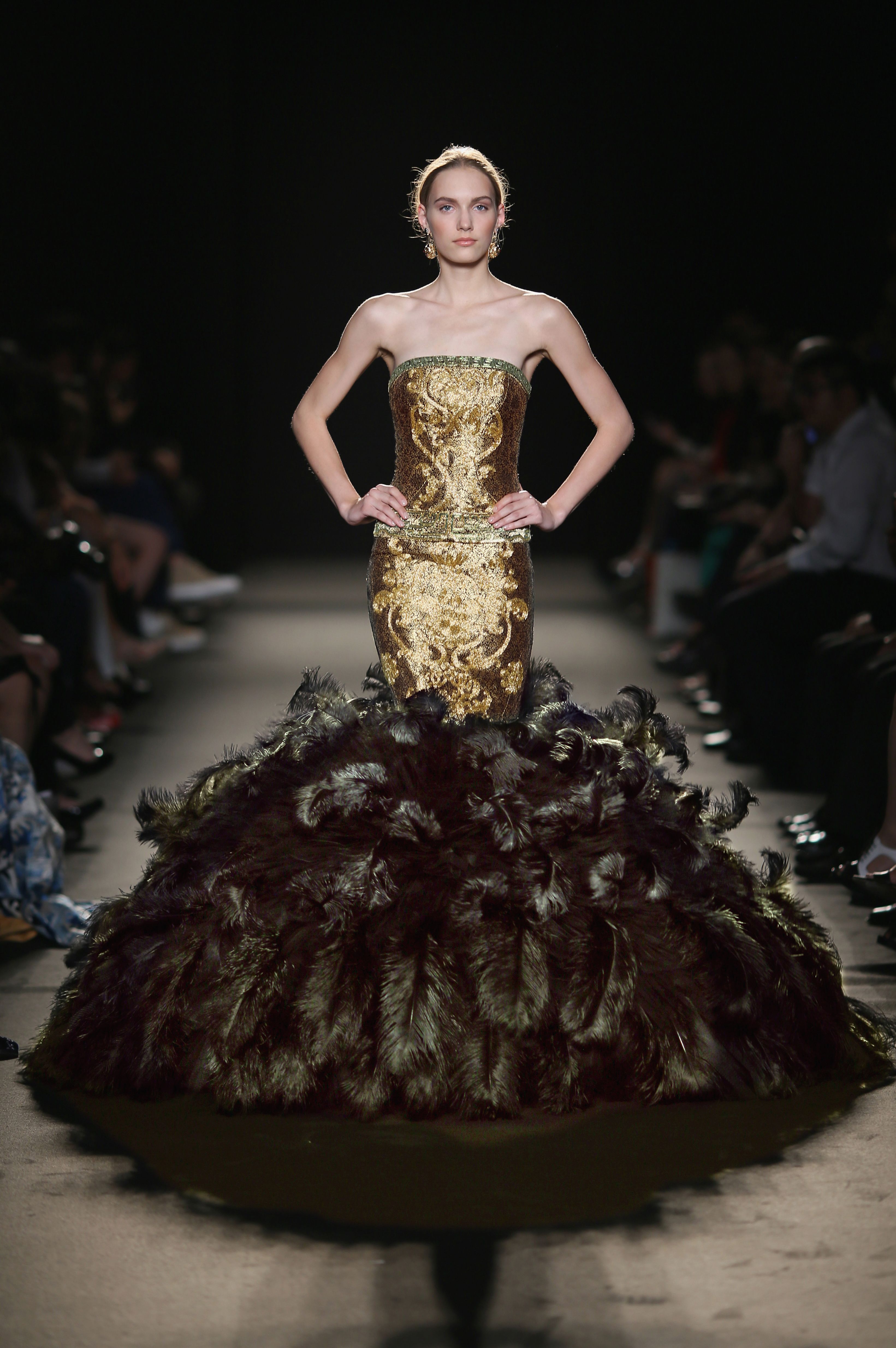 Louis Vuitton Spring 2012 RTW  Fashion, Fabulous dresses, Fairytale dress