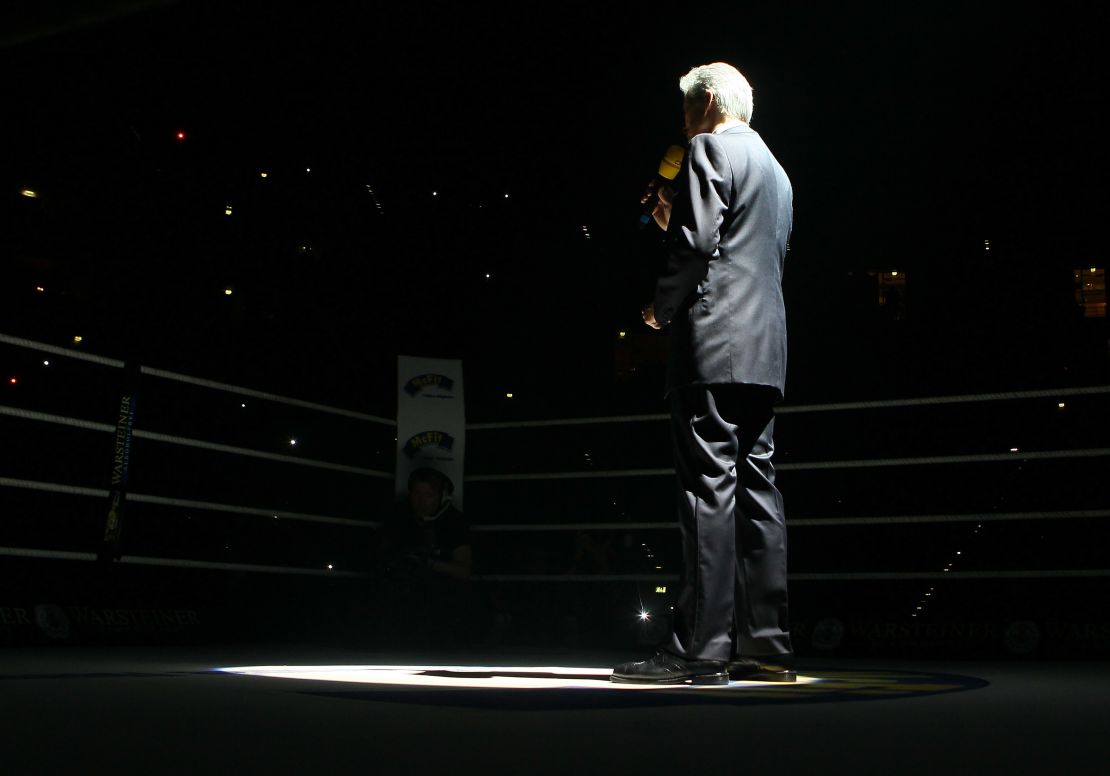 Ring announcer Michael Buffer takes center stage.